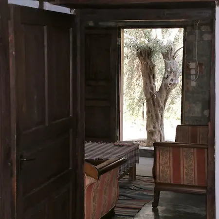 Bidon Stonehouses Σαλέ Gokbel